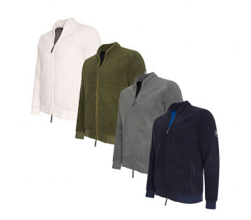 Het Cappuccino Orfeo Fleece Vest is verkrijgbaar in 4 modieuze kleuren.
